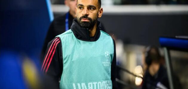 الجارديان: هل يؤثر كريستال بالاس على قرار سلوت بشأن محمد صلاح في ليفربول؟