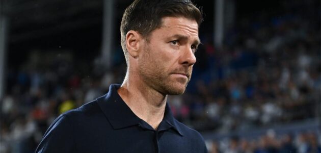 ريال مدريد يزاحم ليفربول وتشيلسي على ضم دايوت أوباميكانو