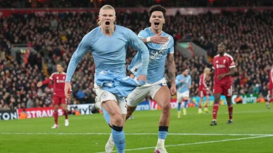 تشكيلة إيفرتون ومانشستر سيتي في مباراة الدوري الإنجليزي