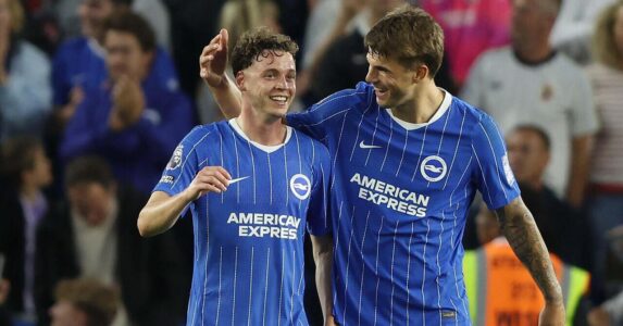 شعار دوري المؤتمر الأوروبي مع فرق برايتون وموناكو وهارتس