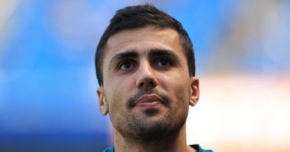 ديكو يتحدث عن صفقة رودري وانتقالات برشلونة